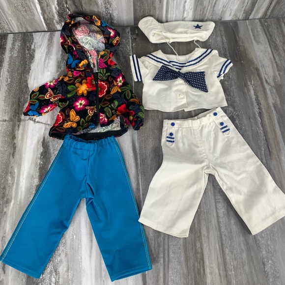 Lot of Doll Clothes for a 16-18” Doll - Picture 5 of 7